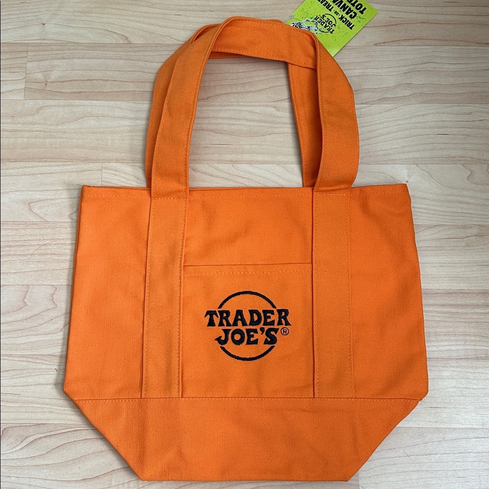 Trader Joe's Halloween Set of Four (4) Canvas Reusable Mini Tote Bags Set NWT - Picture 8 of 11